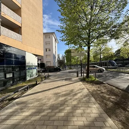 Quadruple Dans Un Privatunterkunft Straßburg