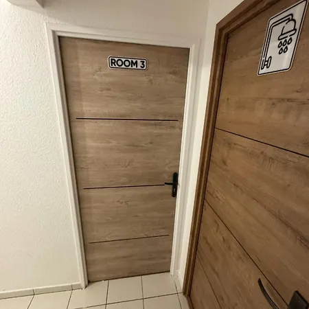 Quadruple Dans Un Rum i privatbostad *